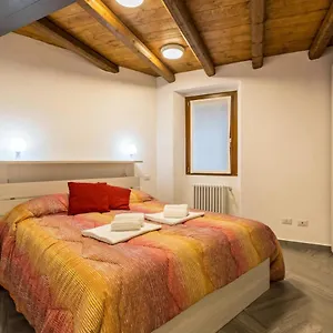 Giulia Apartment